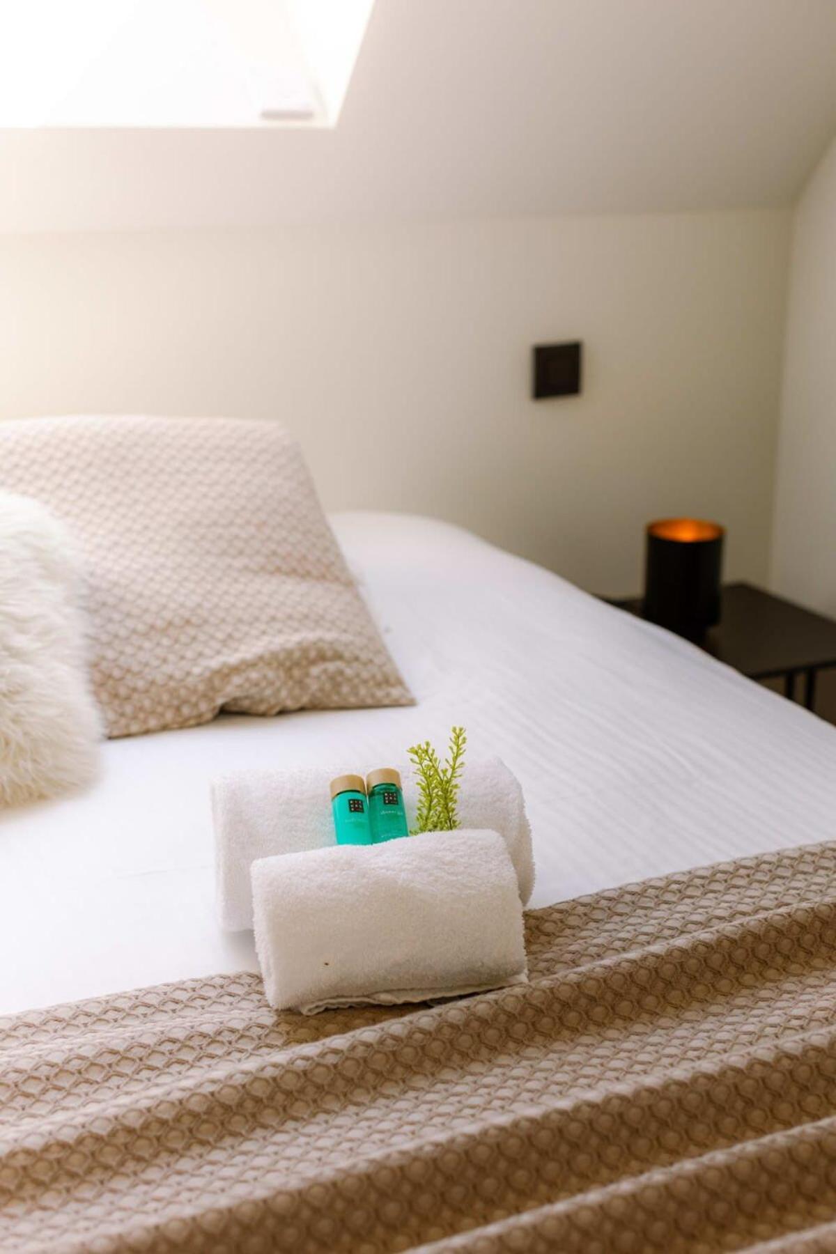 Huswell - Tosca - Lovely Double Room At Ranch De Blauwe Zaal 布鲁日 外观 照片